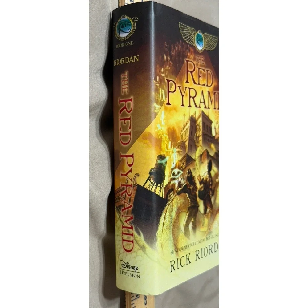 The Red‎ Pyramid (The Kane Chronicles, Book 1) - hardcover Riordan, Rick 1st Ed